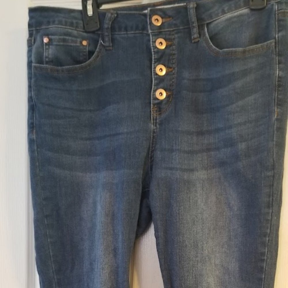 Button fly jeans